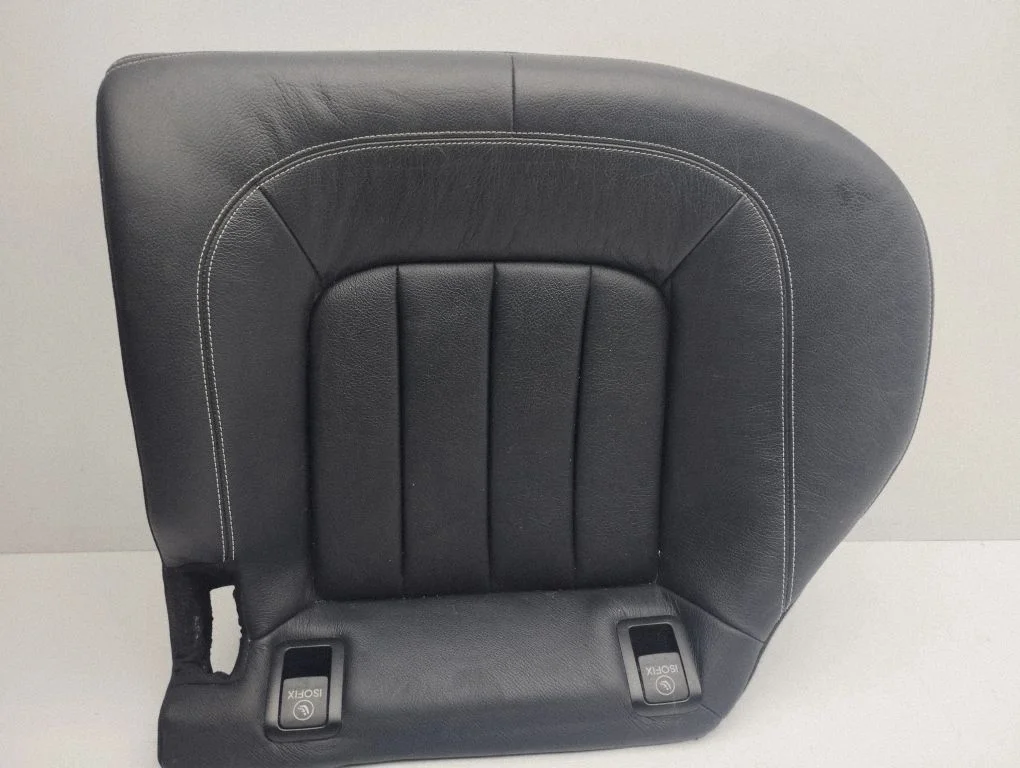 Rear seat – right