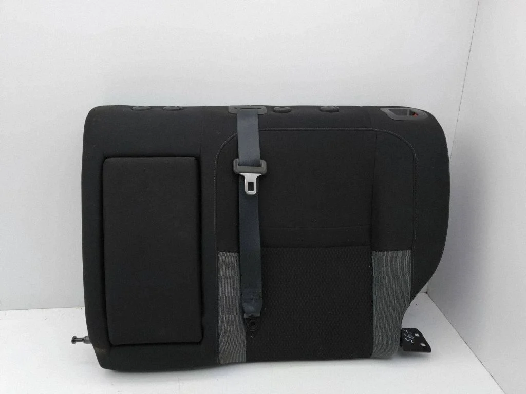 Rear seat – left