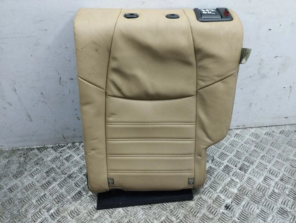 Rear seat – Toyota RAV 4 (XA50) (2018-)