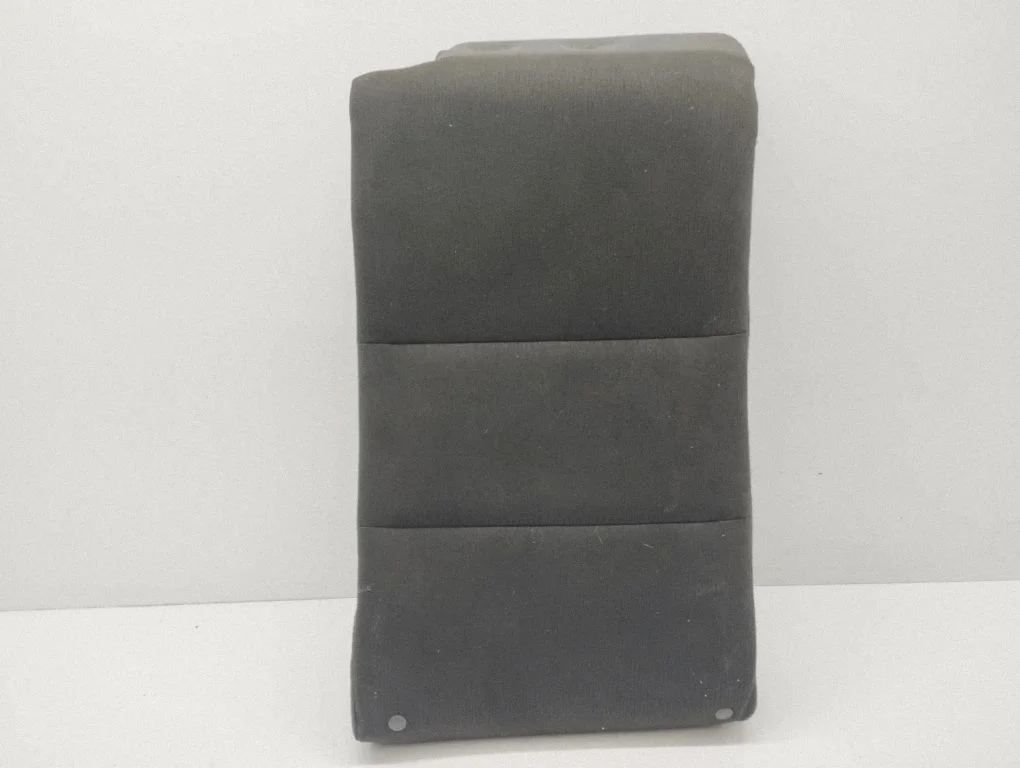 Rear seat – right