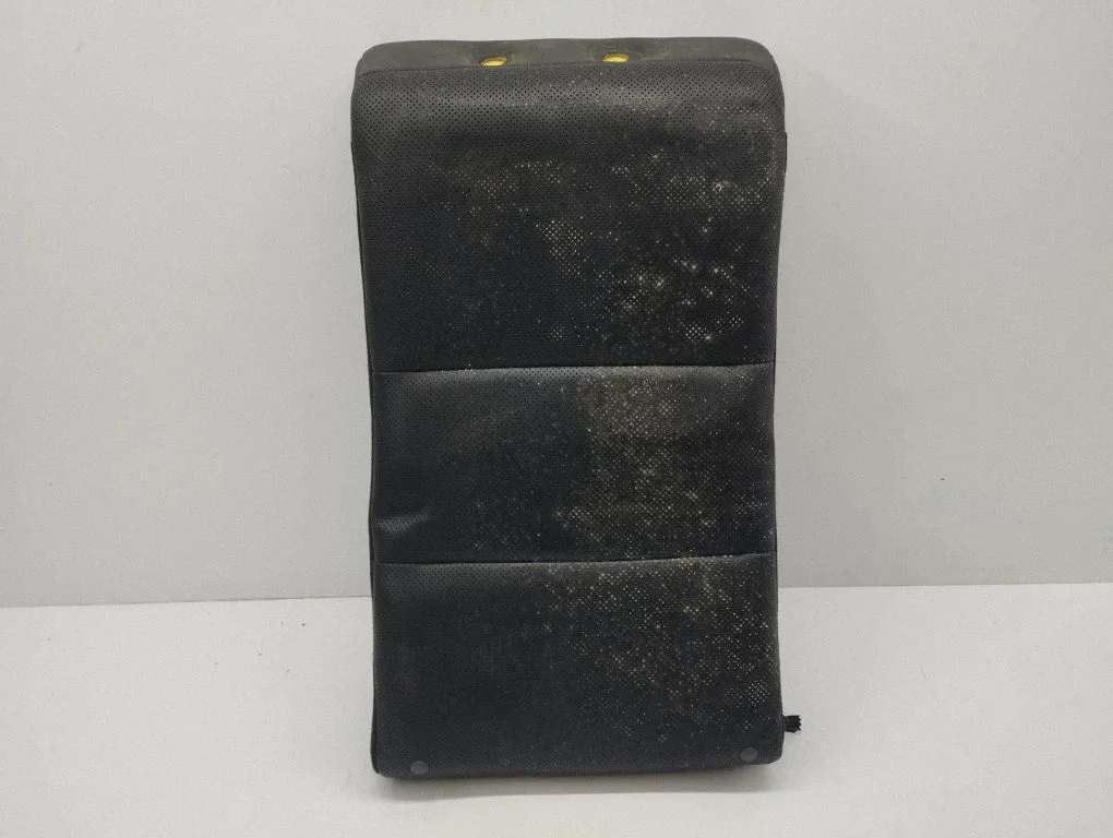 Rear seat – left