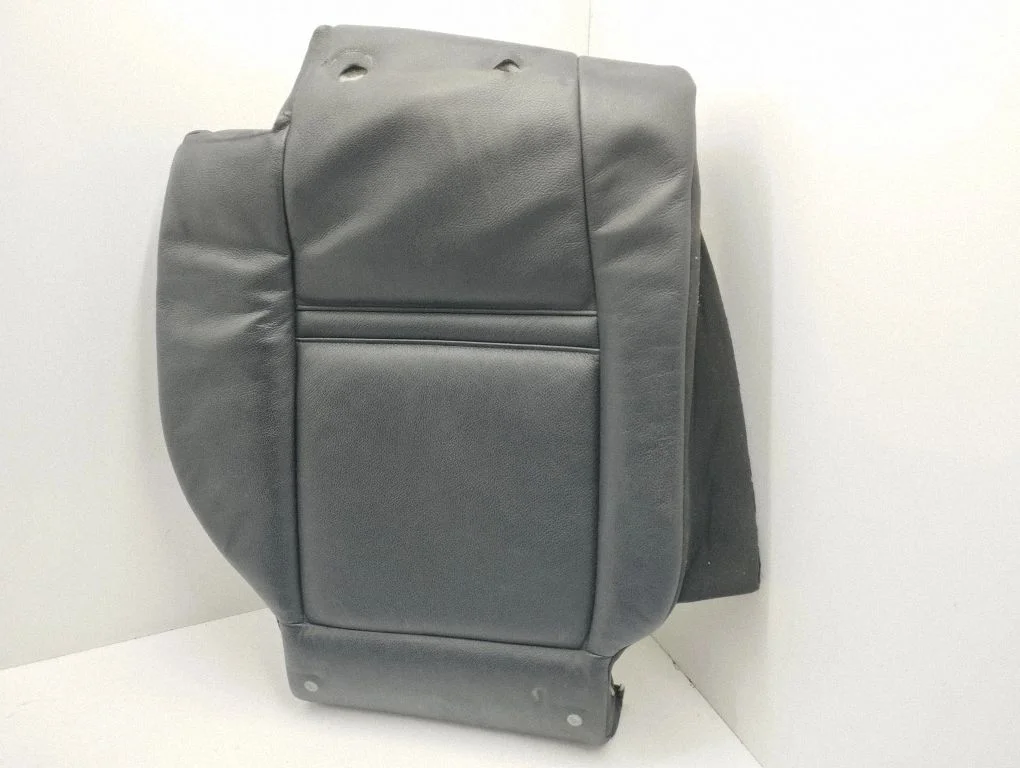 Rear seat – right