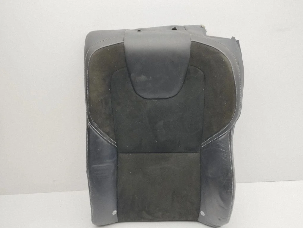 Rear seat – left