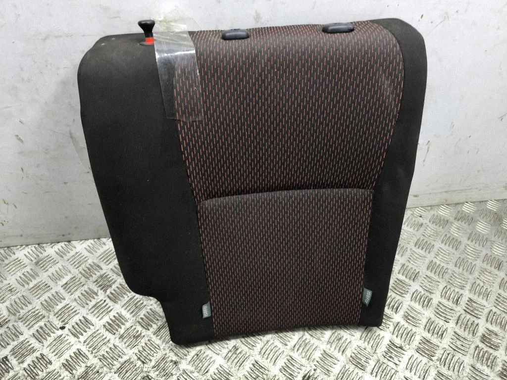 Rear seat – right