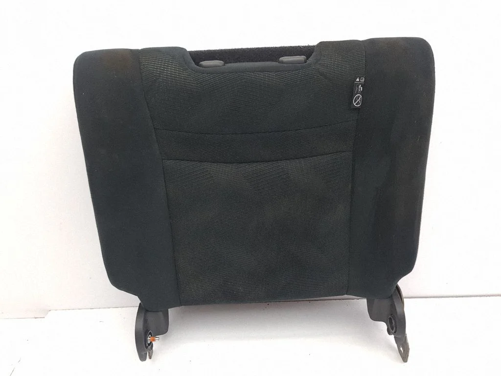 Third row seats – Nissan X-Trail T32 (2014-2021)