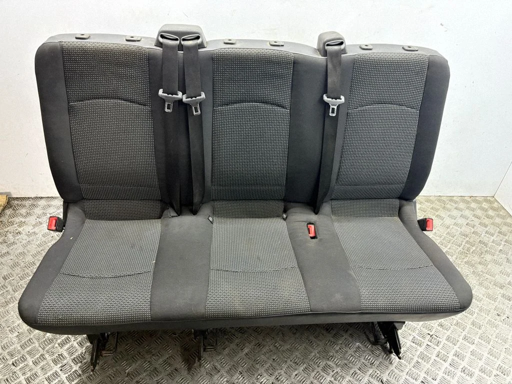 Kolmas istmerida – Mercedes-Benz Vito Viano W639 (2003-2014)