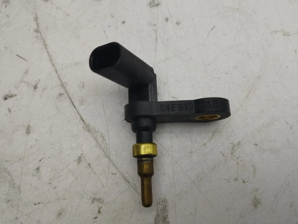 Czujnik temperatury płynu chłodniczego 04E919501E