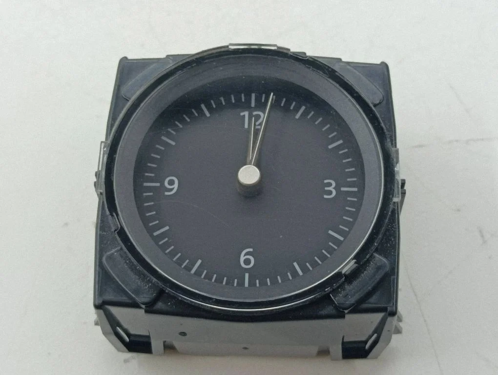 Clock 3G0919204C