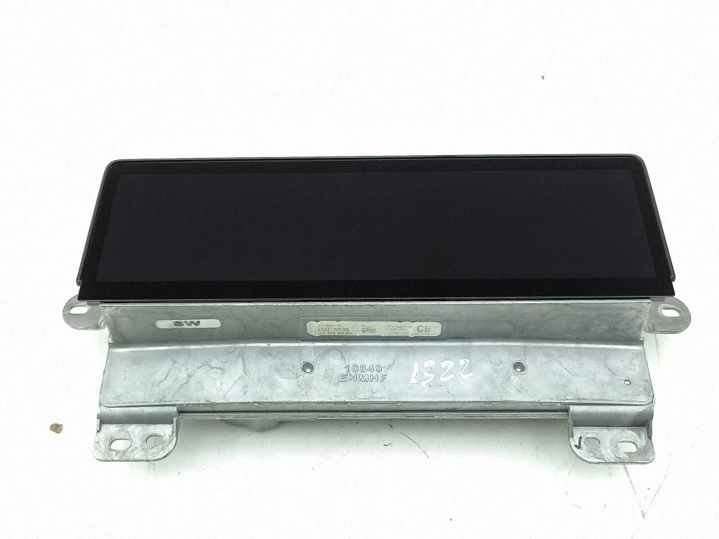 Speedometer (instrument cluster) PJ8T10849CB