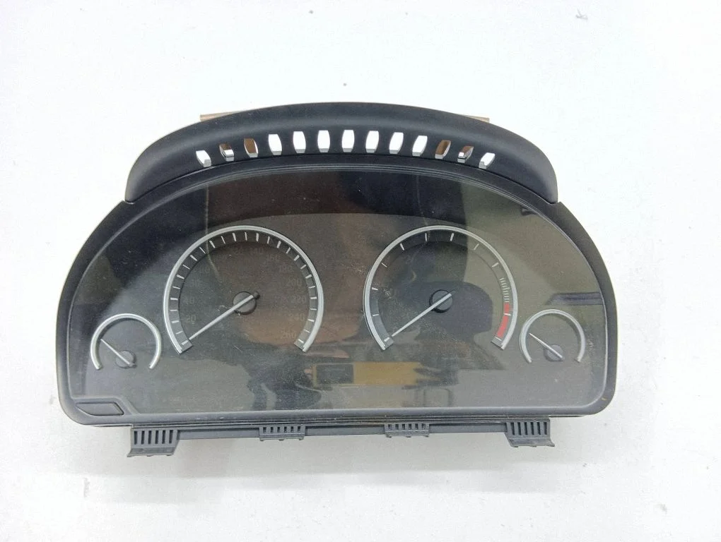 Speedometer (instrument cluster) 9202003