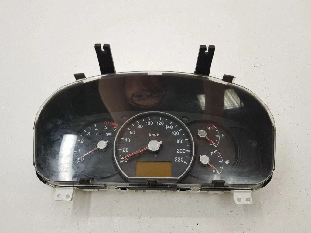 Spidometrs (instrumentu panelis) 940031D831