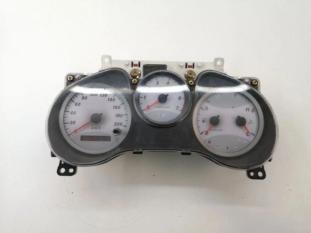 Spidometrs (instrumentu panelis) 8380042A60