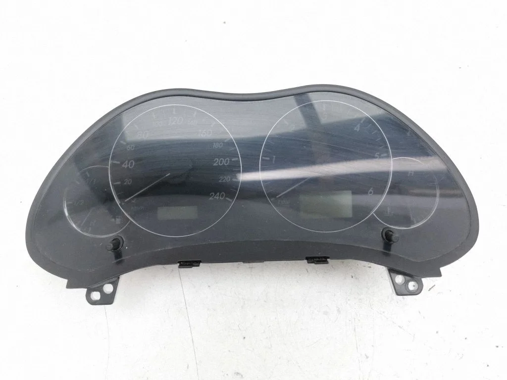 Speedometer (instrument cluster) 8380005C00C