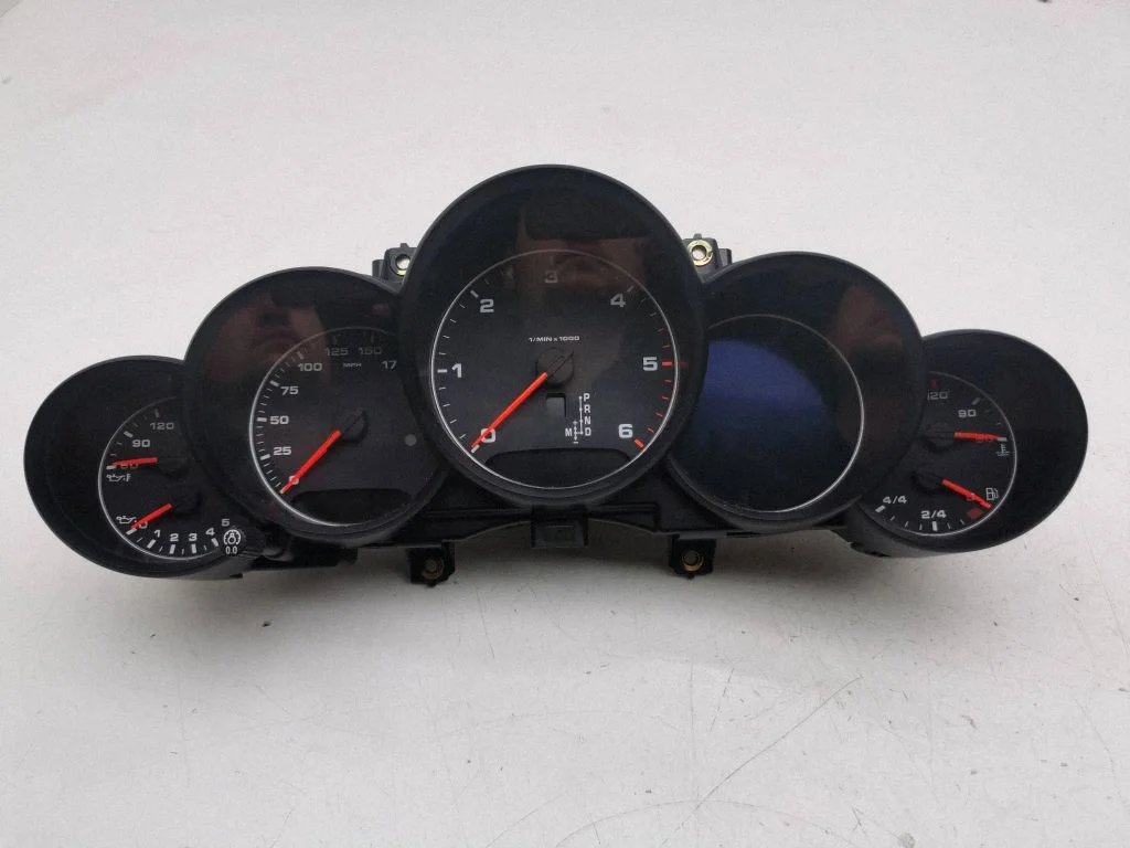 Speedometer (instrument cluster) 7P5920904G