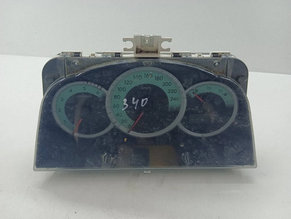 Speedometer (instrument cluster) 31H08