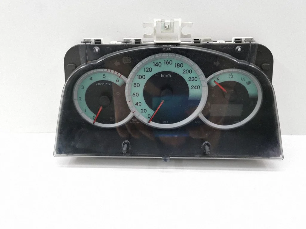 Speedometer (instrument cluster) 838000F090