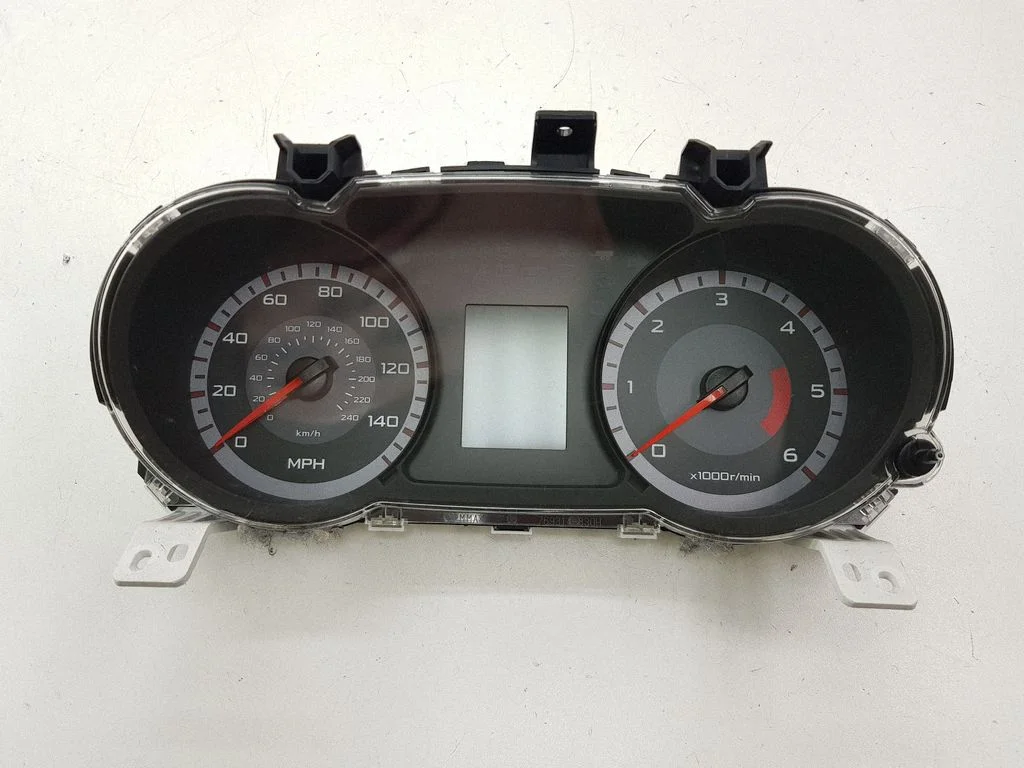Speedometer (instrument cluster) 8100A486