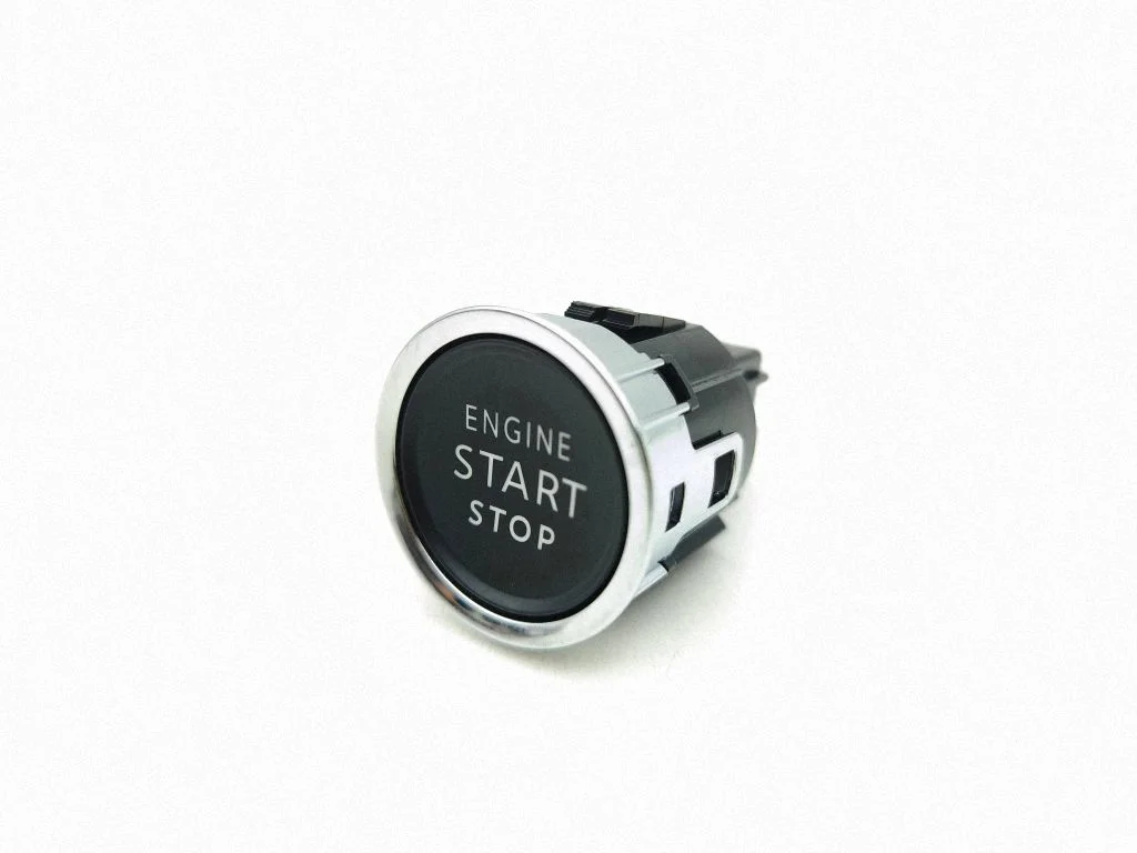 Przycisk start/stop silnika – Peugeot 2008 II (2019-)
