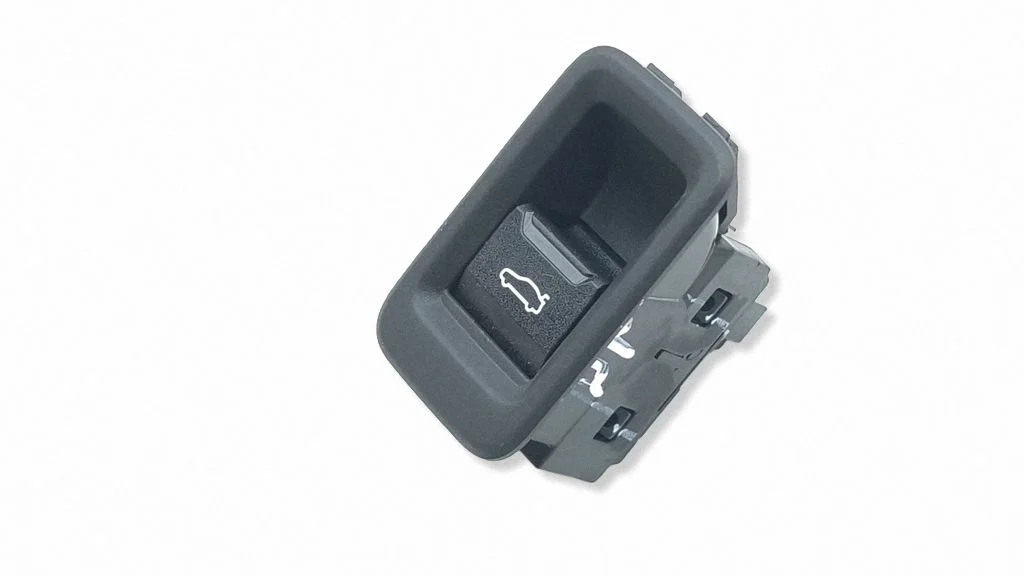 Tailgate/boot open switch button 5A27885