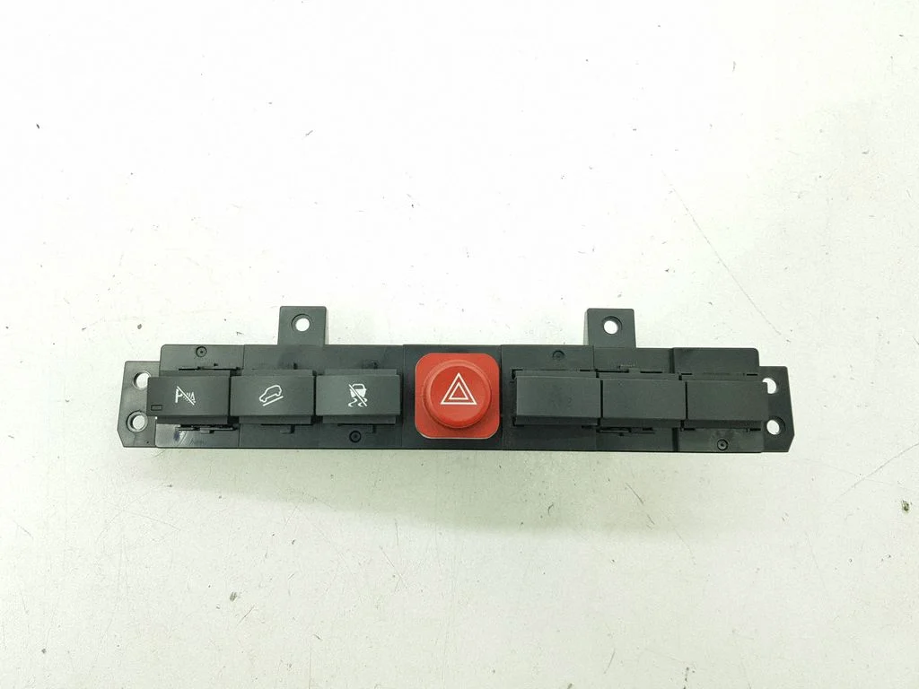 Hazard light switch – Opel Antara (2006-2016)