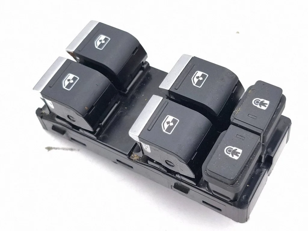 Elektrisko logu slēdzis – Audi Q4 e-tron (2021-)
