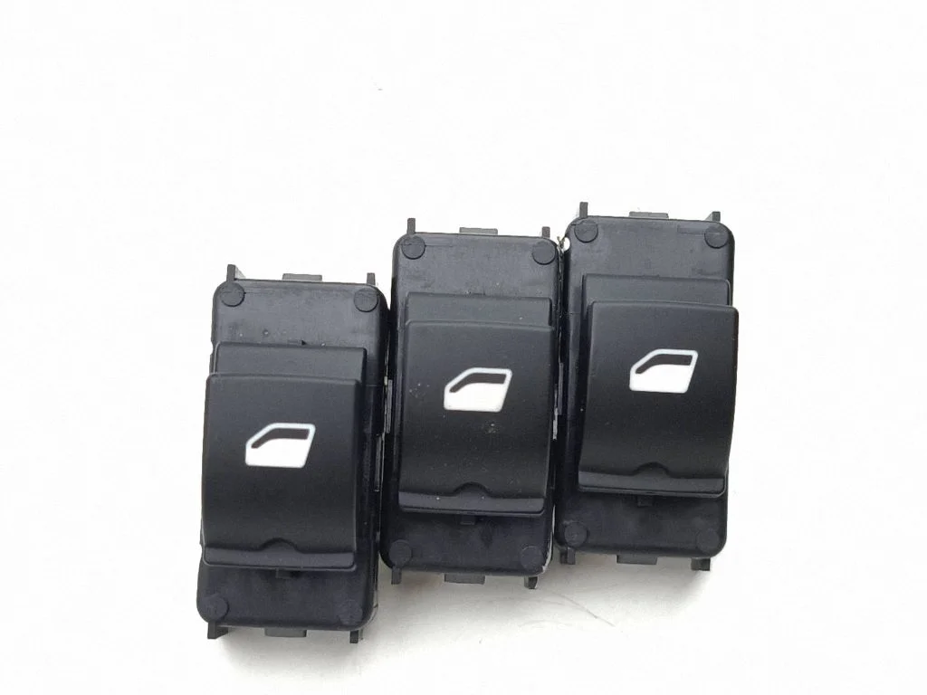 Electric window control switch – Alfa Romeo Junior (2024-)