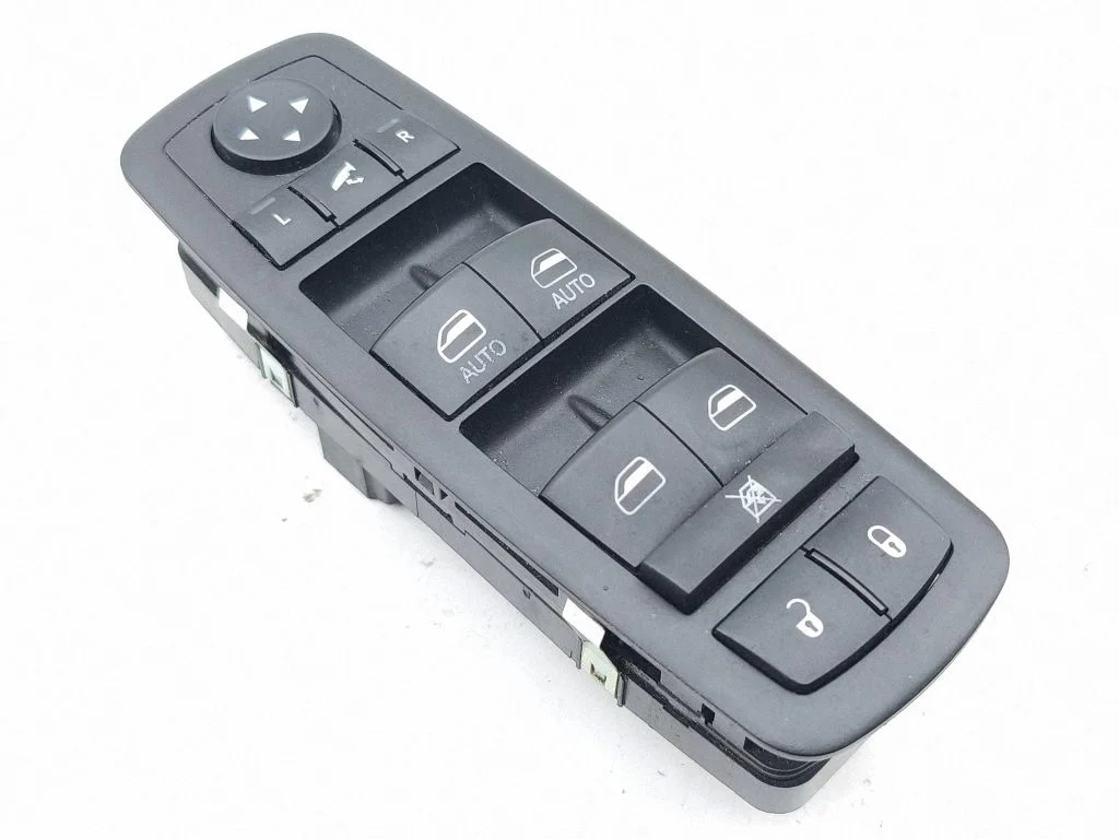 Elektrisko logu slēdzis 68141890AA