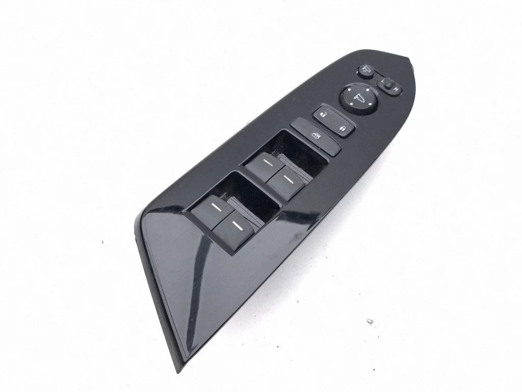 Electric window control switch 83541TLAq01020