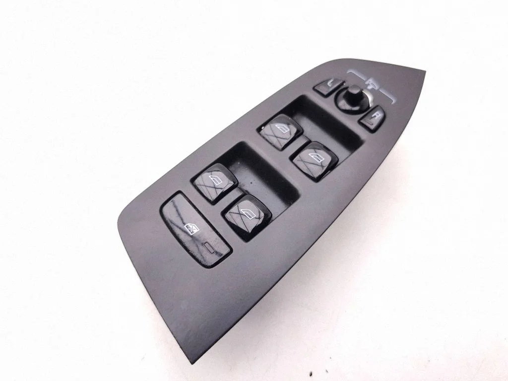 Elektrisko logu slēdzis 31433926