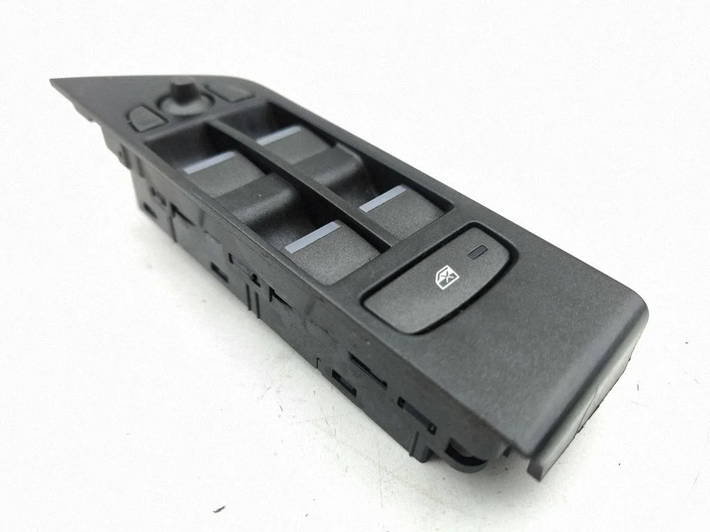 Electric window control switch BJ3214540AB