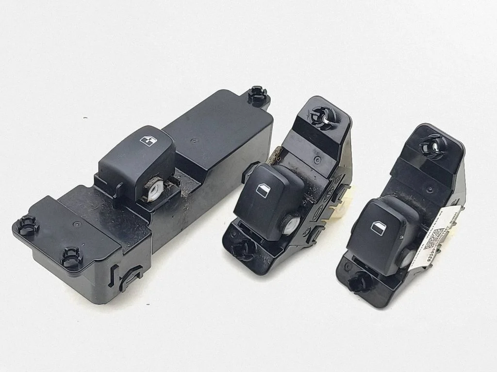 Electric window control switch 3K55121200