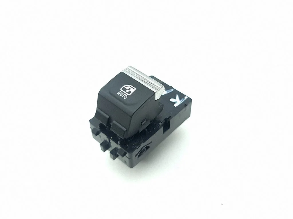 Electric window control switch 254201060R
