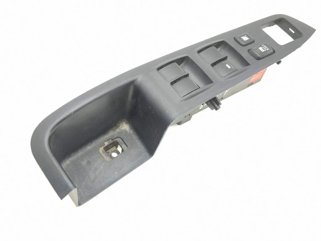 Electric window control switch 8608A223
