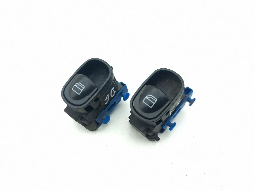 Elektriaknate lüliti A2038213158