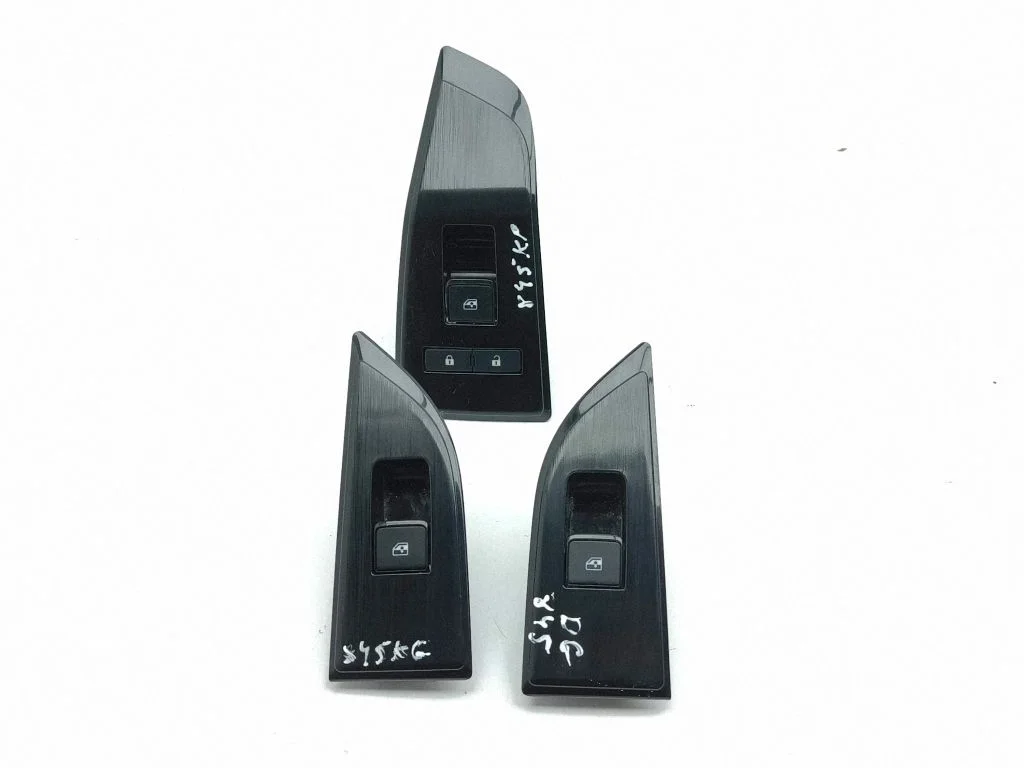 Przełącznik szyb elektrycznych 809616UA0A