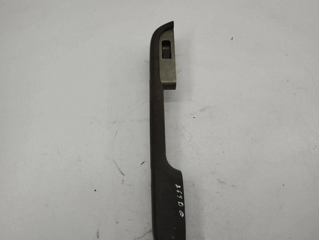 Elektrisko logu slēdzis 829488H300X
