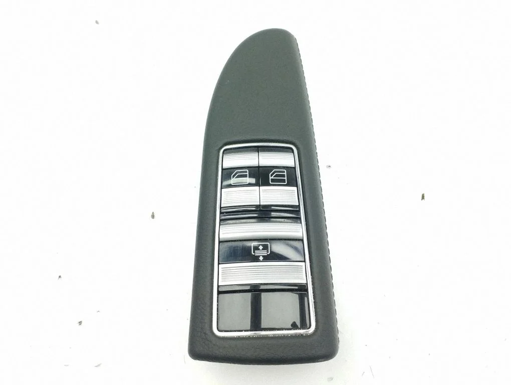 Electric window control switch P0105341