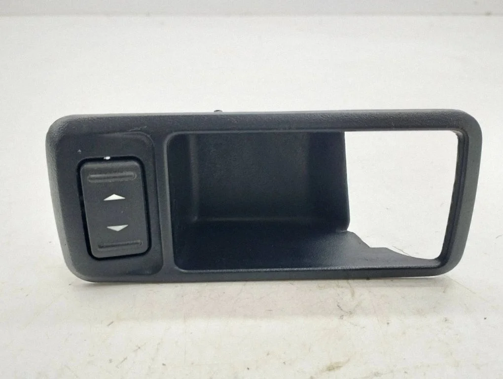 Electric window control switch – Ford C-MAX II (2010-2019)