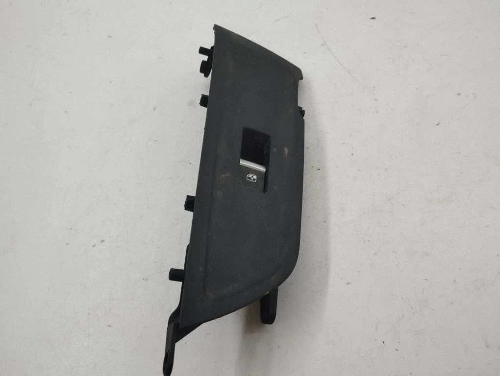 Elektrisko logu slēdzis 80b959517