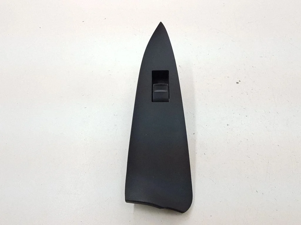 Electric window control switch 7427242010