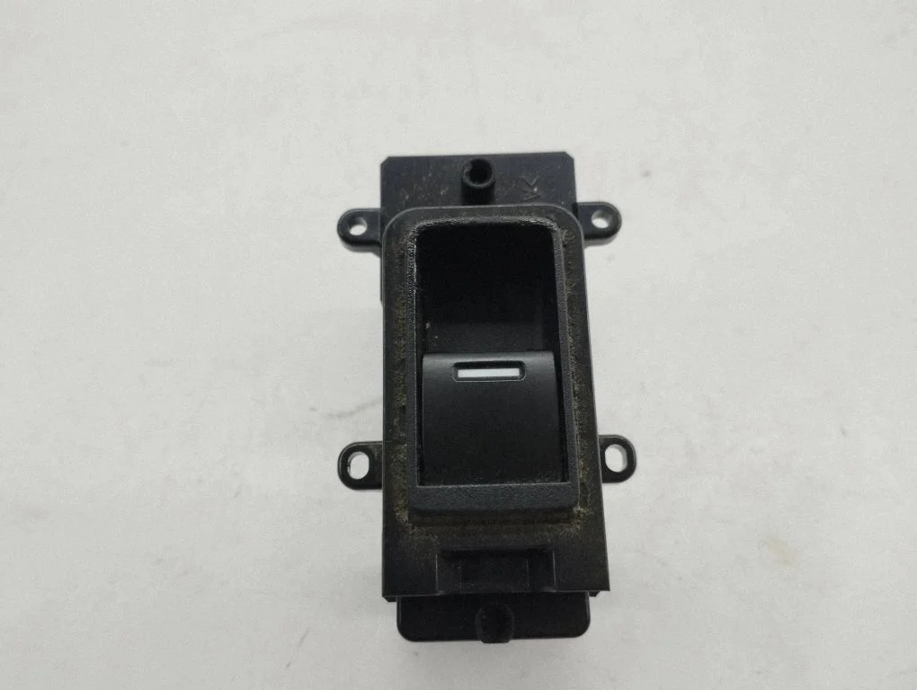 Elektrisko logu slēdzis 35770T1GG01