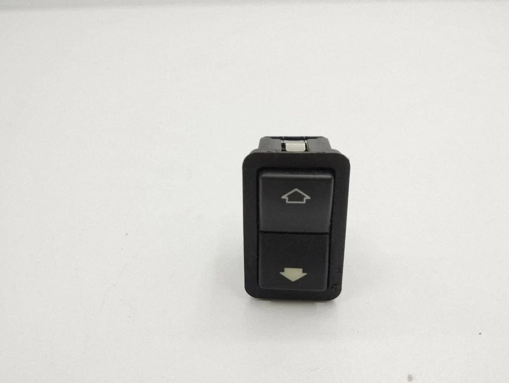 Elektriaknate lüliti 8368974
