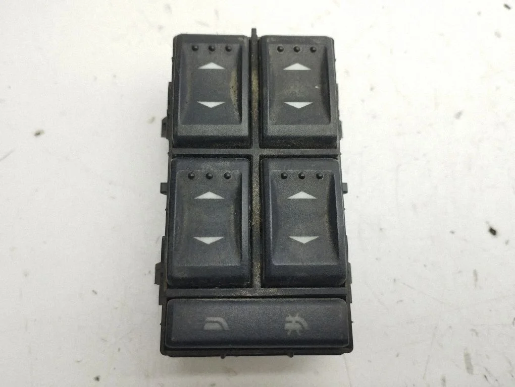 Elektriaknate lüliti 1S7T14A132BD