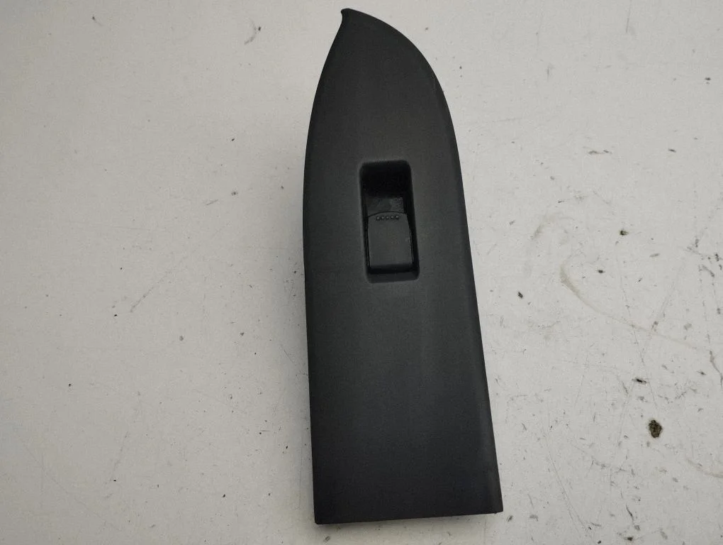 Electric window control switch 8374765J05PK