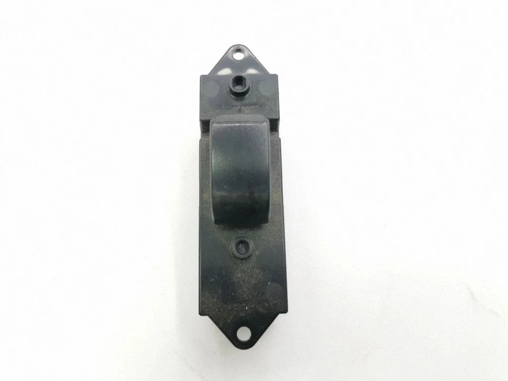 Electric window control switch 8608A061