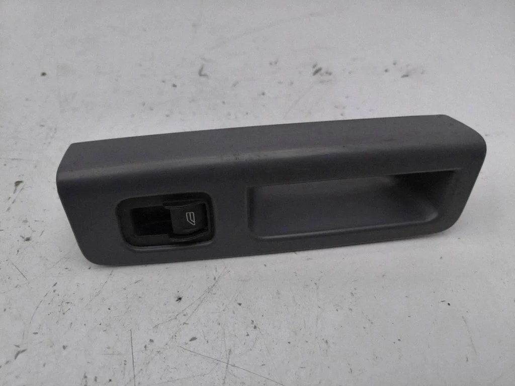 Electric window control switch 30773217