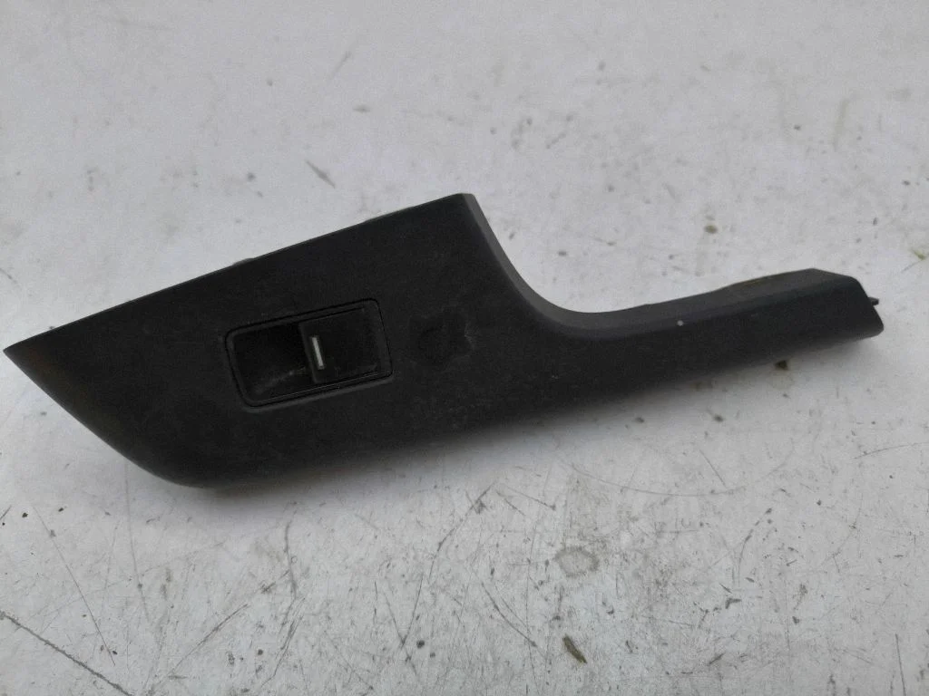 Przełącznik szyb elektrycznych 2883G10895