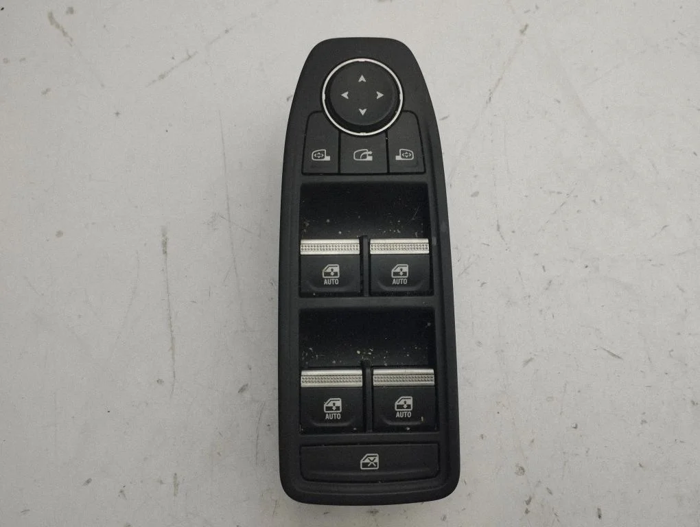 Electric window control switch 254100000R – Renault Megane Mégane Renault Sport III (IV Based) (2017-2023)