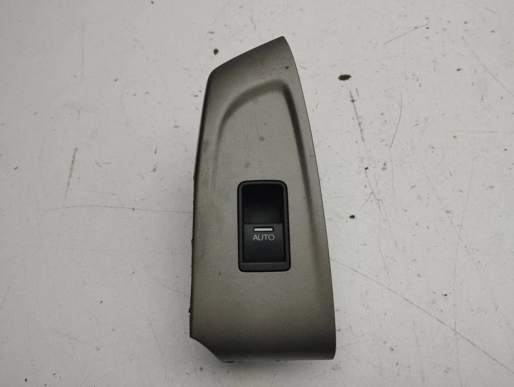 Elektriaknate lüliti 35770TL4E11