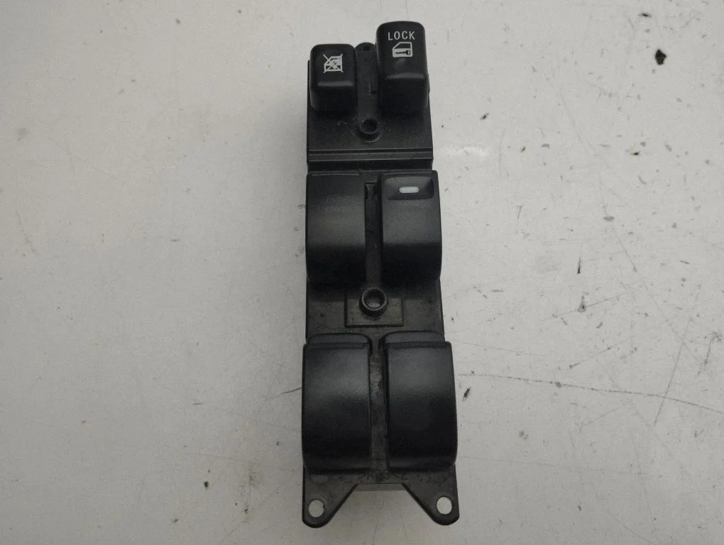 Electric window control switch 8608A223